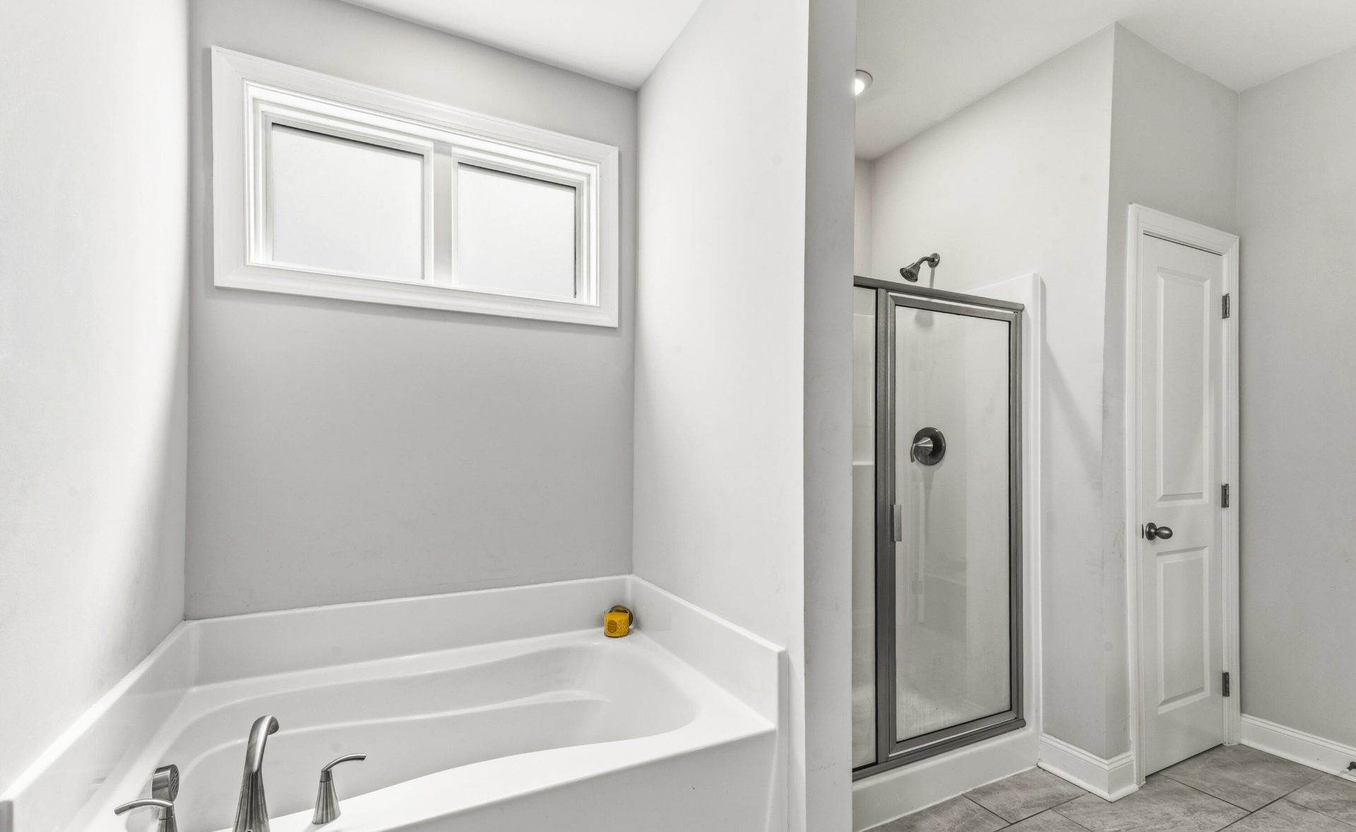๐ฅ๐ฅ SUBJECT-TO in Knightdale, NC ๐ฅ๐ฅ Brand New 4 Bed / 2.5 Bath ๐๏ธ Step Into 5.99% Financing ๐ Just $30k to Step In ๐ธ NO Bank, NO Pre-Approval ๐ - photo 4