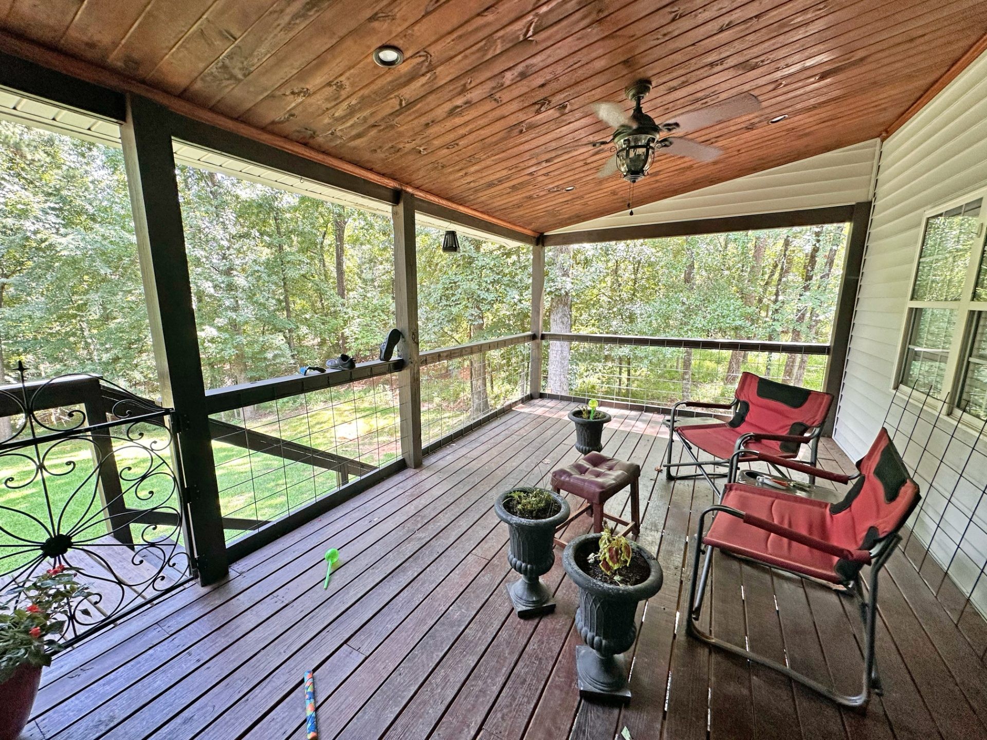 ๐ฅ Subject-To STR Money Maker in Eatonton GA ๐ฅ 4 Bed / 3 Bath, 2,560 sqft on Over an Acre ๐ก Up to $7,000/mo on Airbnb ๐ฐ Just $25k Down + CC to Take Over ๐ Private Lake Access Community ๐ค No Bank Qualifying ๐ซ - photo 19