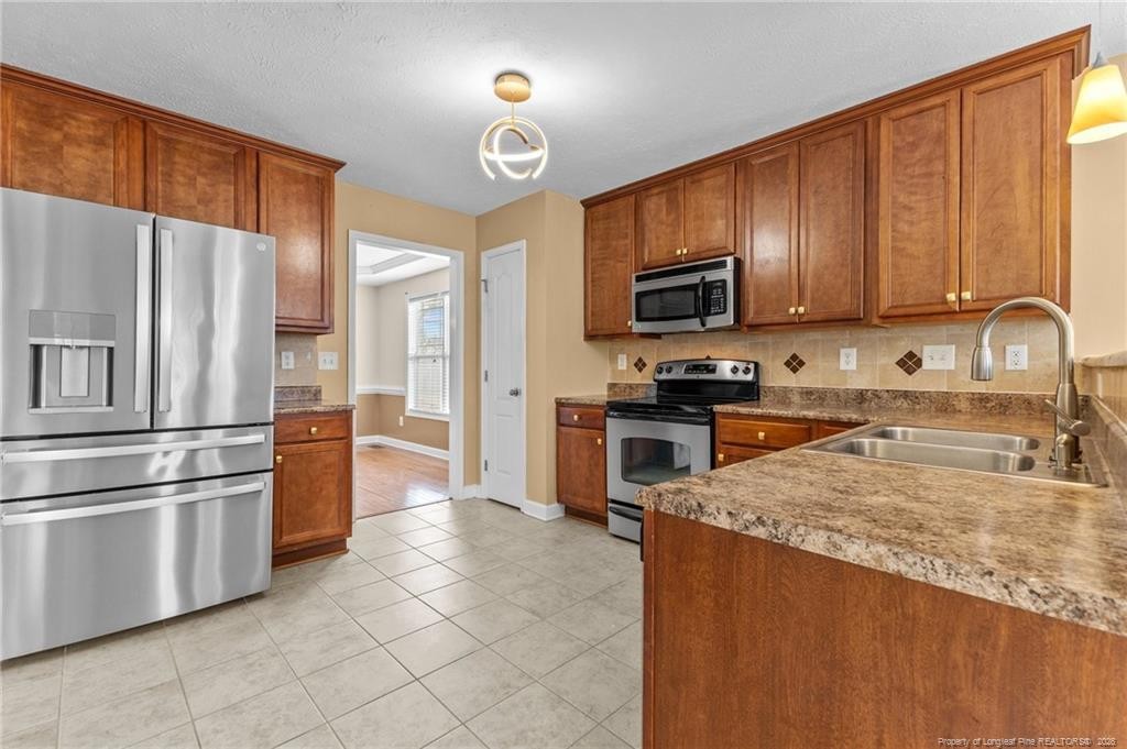 ๐ฅ๐ฅ SUBJECT-TO in Raeford, NC ๐ฅ๐ฅ 4 Bed / 3 Bath ๐ Minutes From Fort Liberty ๐๏ธ Furnished-Rental Cash Machine ๐ Just $25k to Step In ๐ธ NO Bank, NO Pre-Approval ๐ - photo 34