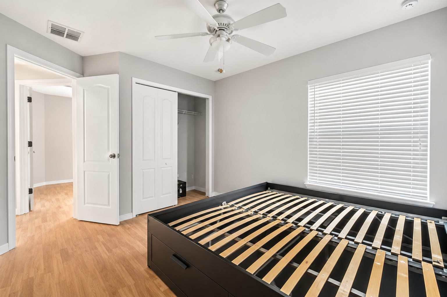 ๐ฅ Subject-To Deal in Riverview FL ๐ฅ๐ฅ Only $30k to Step In ๐ต 7.25% Financing Already in Place ๐ Single-Family with Fenced Yard ๐ก Low HOA Tampa Metro ๐๏ธ NO Pre-approval or Credit Check ๐ซ - photo 17
