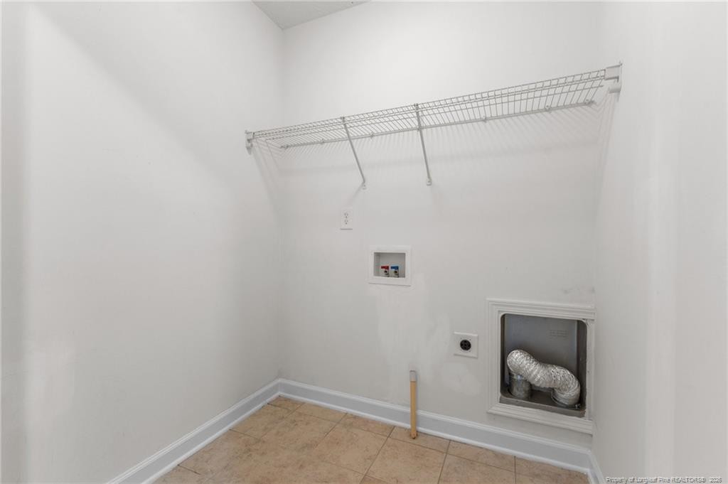 ๐ฅ๐ฅ SUBJECT-TO in Raeford, NC ๐ฅ๐ฅ 4 Bed / 3 Bath ๐ Minutes From Fort Liberty ๐๏ธ Furnished-Rental Cash Machine ๐ Just $25k to Step In ๐ธ NO Bank, NO Pre-Approval ๐ - photo 2