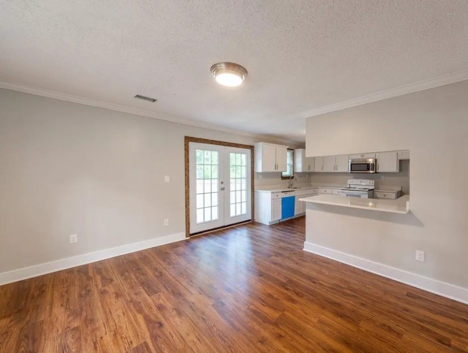 TRION, GA SUBJECT-TO DEAL | RENOVATED 4BR ON 1.1 ACRES | $10K ENTRY🔥 - photo 8